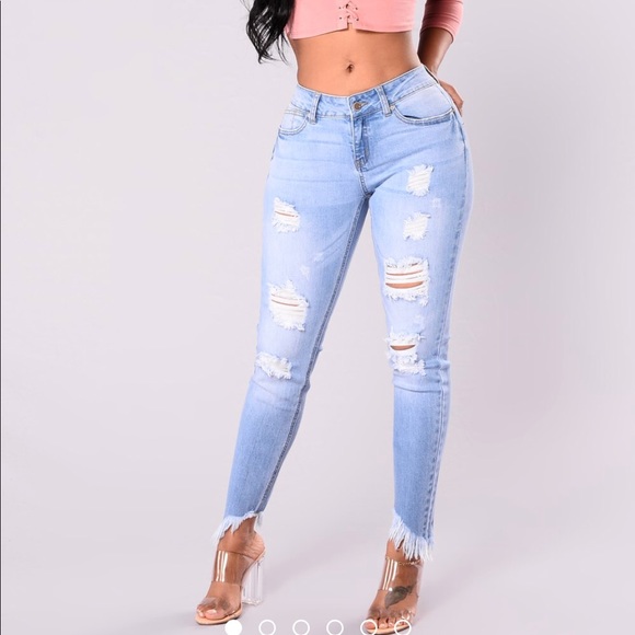 Fashion Nova NWT jeans size 5! - Picture 3 of 3